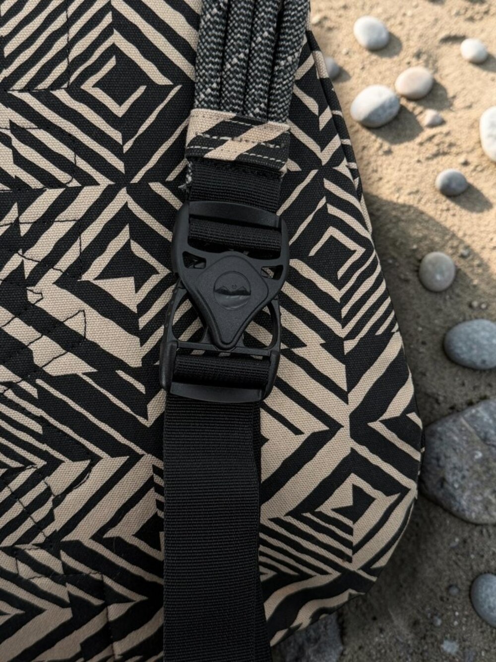 KAVU Original Rope Bag‎ Zebra Print Sling Backpack - Picture 6 of 6